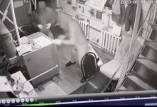 Напали на охранника, похитили сейф: дерзкое ограбление попало на видео в ЗКО