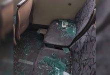 Стекло упало на мать с грудничком в автобусе в Караганде