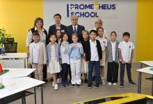 Токаев посетил школу в Алматы