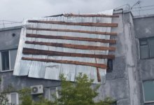 Страшный ураган сорвал крыши многоэтажек в СКО