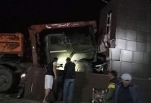 Пьяный мужчина на грузовике врезался в памятник в Житикаре