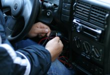 У мужчины угнали авто, пока он покупал кофе на заправке в Лисаковске