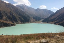 Турист повредил ногу при спуске с гор Алматы