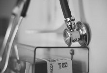 Скончался мужчина, на которого упал диван в Актау