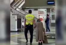 Ведущий за руку бабушку полицейский умилил казахстанцев (ВИДЕО)