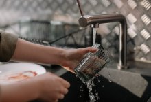 Пить воду из-под крана запретили жителям Петропавловска