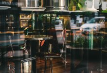 Мужчина шесть раз поел в кафе через поддельные чеки в Шымкенте