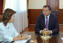 Глава Halyk встретилась с акимом Мангистауской области Нурланом Ногаевым