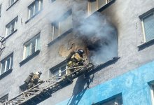 Пожарные вытащили из огня 34 человека в ВКО