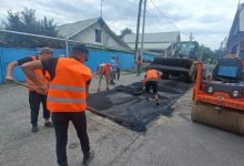 Асфальт уложили на одной из улиц Алматы после обращения в AMANAT