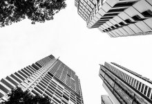 Казахстанец упал с крыши 18 этажа в Южной Корее