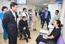 Агрессия со стороны пациентов и ОСМС: депутаты пообщались со столичными врачами