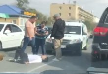 Мать с сыном сбили на дороге в Актау