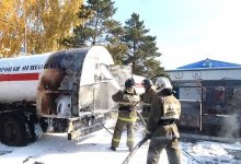 Водитель газовоза обгорел при пожаре на АЗС в Петропавловске (ВИДЕО)