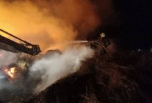 Два дня тушили пожарные горевшее сено в ВКО