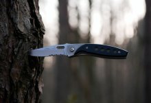 Беременная женщина убила мужа на крыльце детсада в Экибастузе