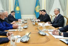 Токаев встретился с ветеранами геологии Казахстана