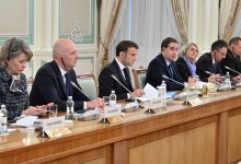 Отказывается быть вассалом держав – Макрон высказался о стратегии Казахстана