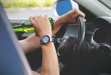 Пьяный сельский аким сел за руль и врезался в авто в Алтае