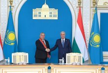 Токаев наградил премьер-министра Венгрии орденом "Достық" I степени