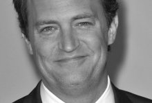 Состоялись похороны звезды сериала “Друзья” Мэттью Перри