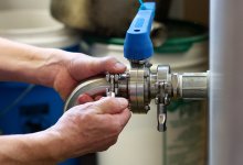 Гибель сантехника от удара током в Актау: как проходит следствие