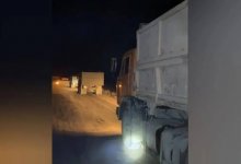 Грузовики с углем застряли на дороге из-за гололеда в ВКО