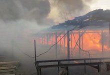 Крупный пожар загорелся в хозпостройке в Костанае (ВИДЕО)