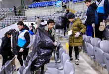 Астанчане и волонтеры собрали весь мусор после матча Казахстан – Сан-Марино