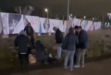 Забор упал на жительницу Астаны во время сильного ветра (ВИДЕО)