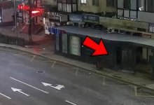 Очередной вандал разбил стекло остановки в Астане (ВИДЕО)