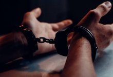 Экономил на питании детей: задержали главу отдела образования Актау