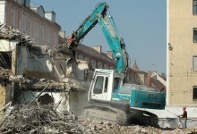 Почти 30 незаконных зданий снесут в Актау