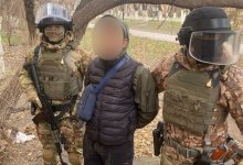 Религиозного фанатика с ножом и топором задержали в Конаеве