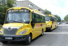 16 дополнительных школьных автобусов выделят одному из районов Алматы