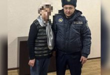 Администратор магазина спасла пенсионерку от мошенника в Рудном