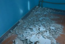 Двухэтажка покрылась трещинами после затопления подвала в Шымкенте