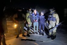 Два месяца прятались в землянке подозреваемые в убийстве в Алматы (ВИДЕО)