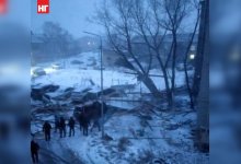 Ветер сорвал крышу дома и опрокинул елку в Костанайской области (ВИДЕО)