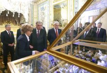 Токаев посетил ряд культурных объектов Санкт-Петербурга