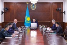 Заносы и бураны на трассах: Смаилов потребовал активизировать работу