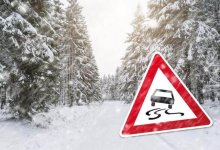 Движение транспорта ограничили в двух областях Казахстана