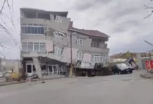 Жилой дом рухнул из-за строительства метро (ВИДЕО)