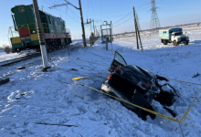 Авто врезалось в электровоз в Акмолинской области