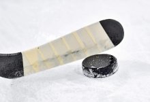 Казахстанские хоккеисты стартовали с обидного поражения на зимней юношеской Олимпиаде