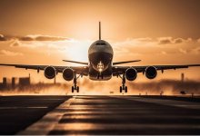 Самолет не смог приземлиться из-за землетрясения в Алматы