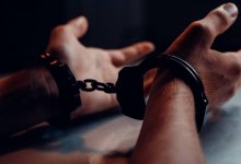 "Где обезьяна?" Блогера арестовали за вопрос судье в Атырау