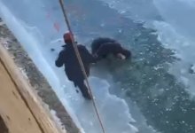 Окровавленного мужчину нашли возле реки в Усть-Каменогорске (ВИДЕО)