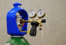 Часть многоквартирного дома обрушилась в Карагандинской области после взрыва