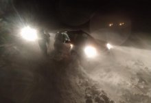 Двоих детей спасли из снежного заноса на трассе в Актюбинской области